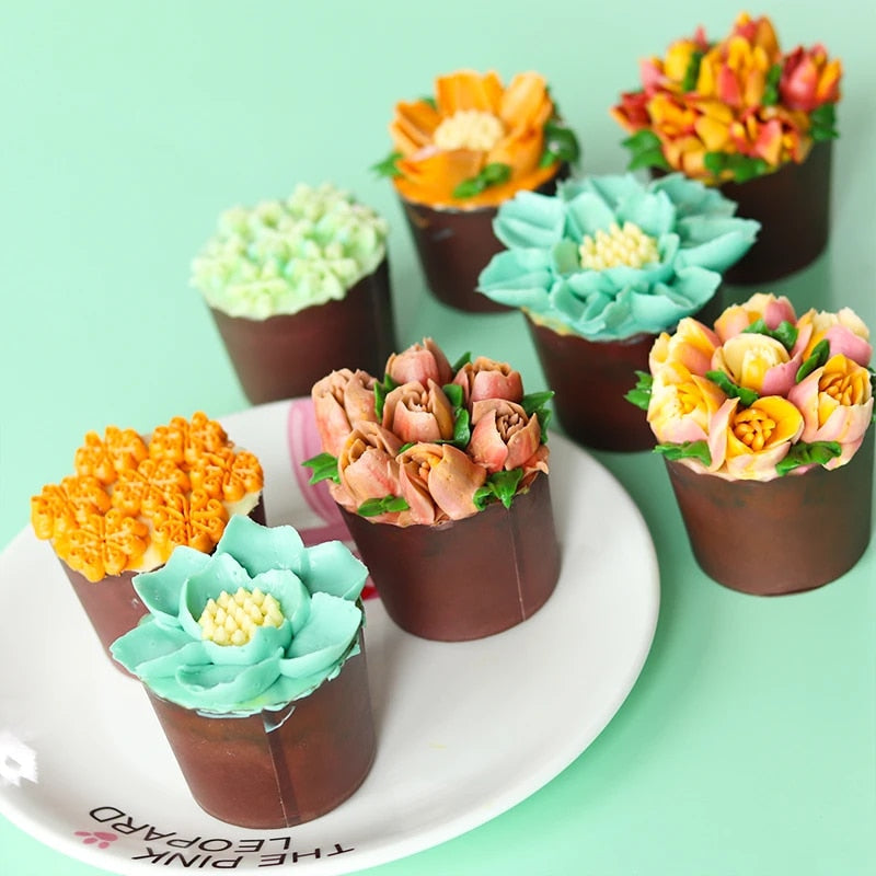 BakeSuppliez™️ Zestaw końcówek do dekorowania tortów w kształcie kwiatków