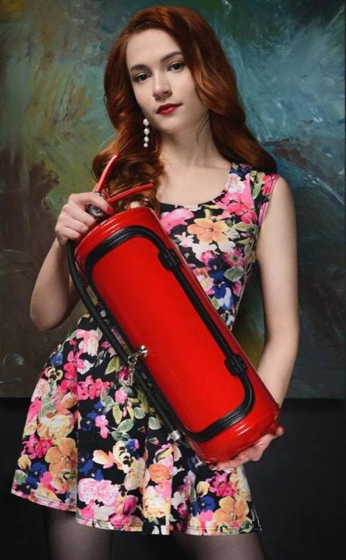 FireBar™ Minibar w kształcie gaśnicy