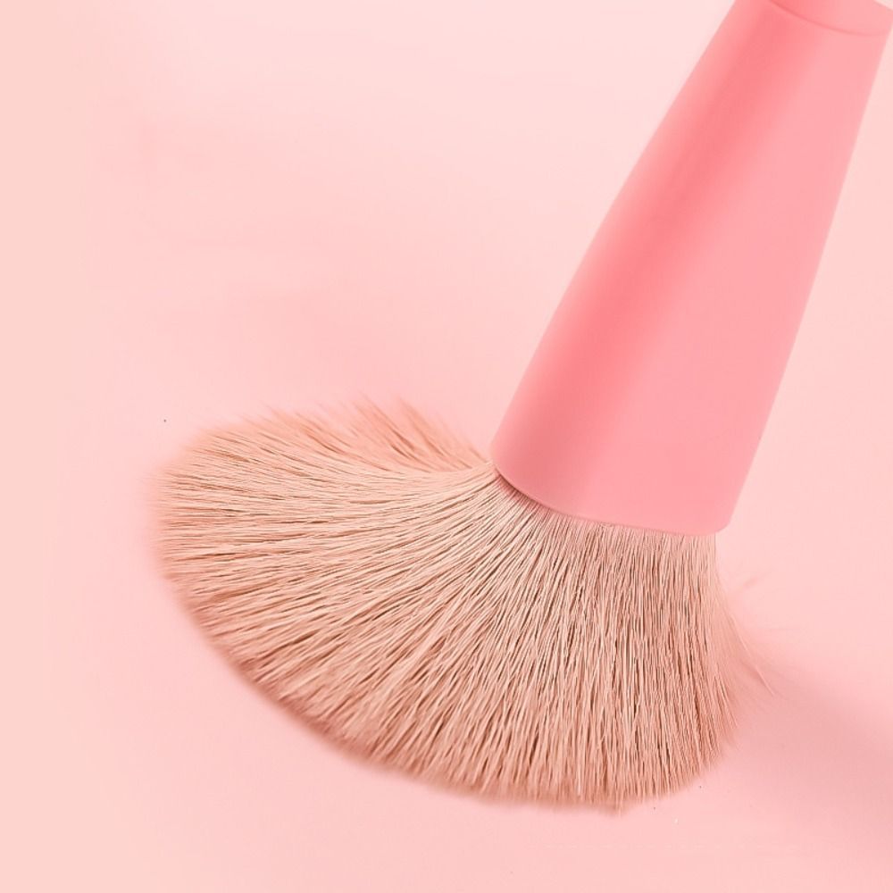 LumiBrush™ Pędzel 4 w 1 do idealnego i nieskazitelnego makijażu