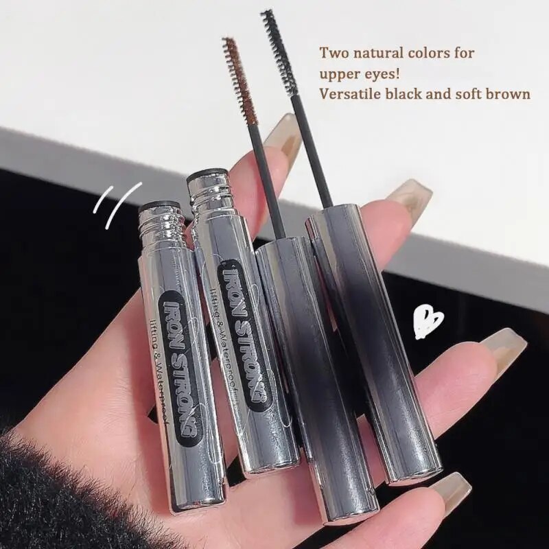 Metal LASH™ Wodoodporny tusz do rzęs w metalowej butelce