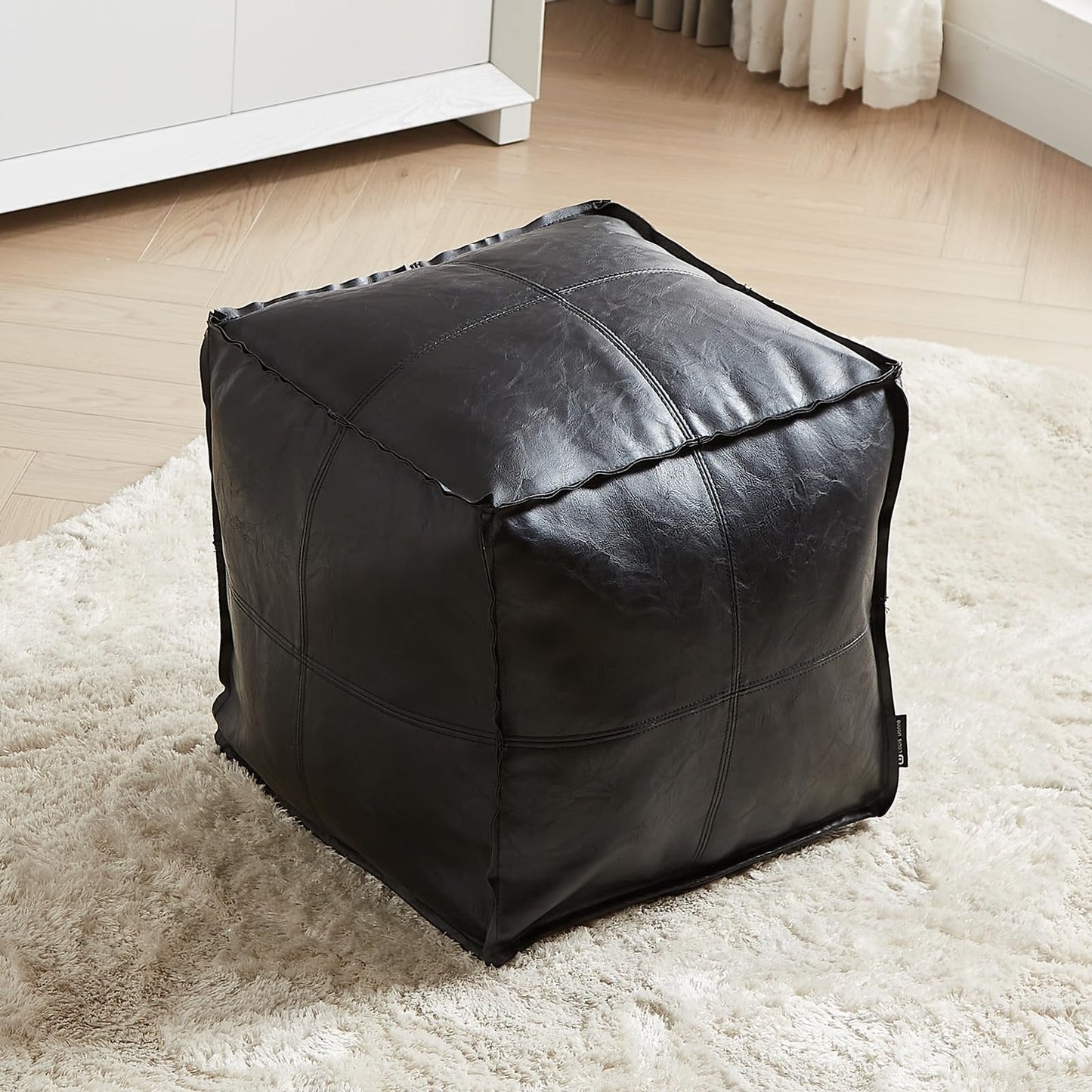 SeatSack™ Puf z miejscem do przechowywania