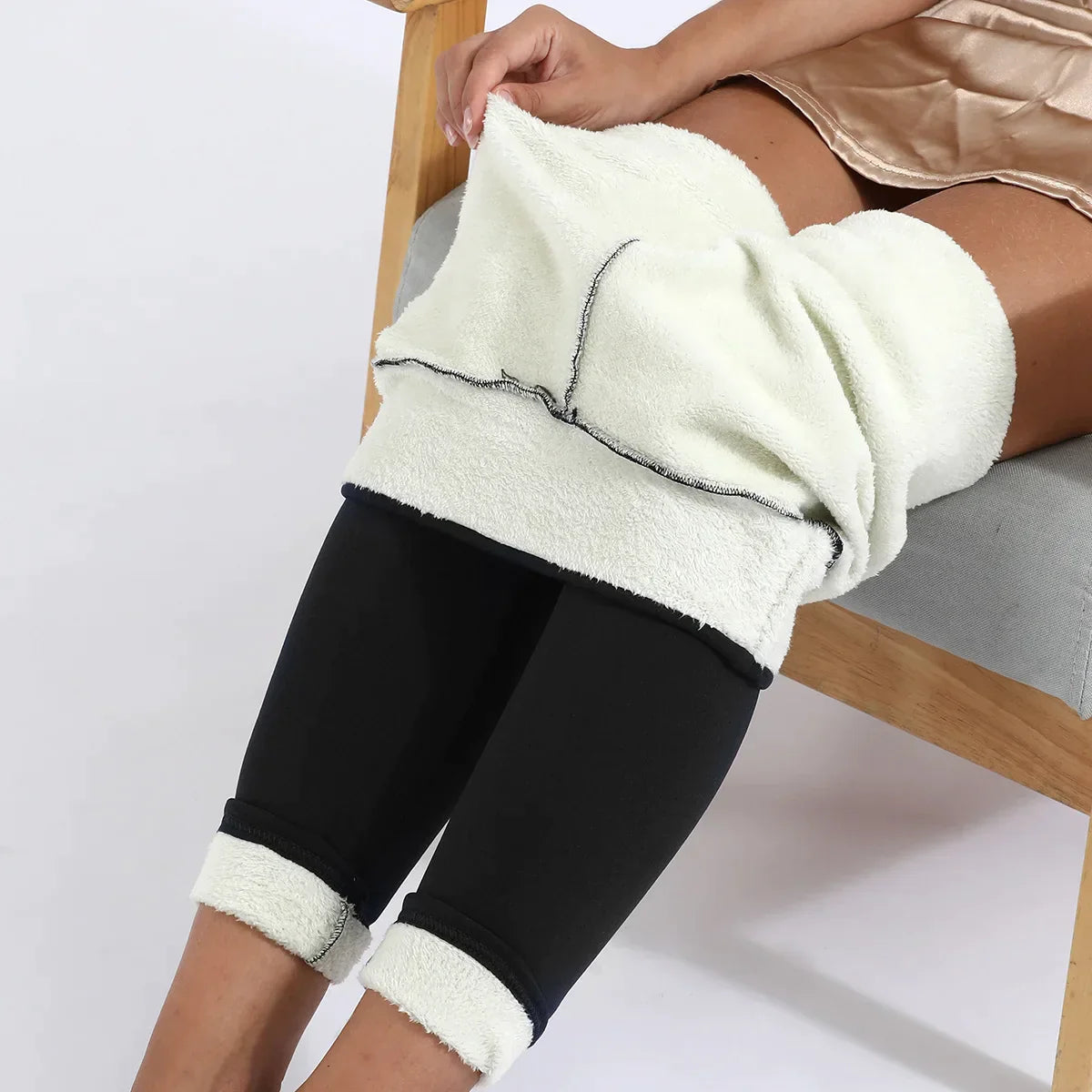 Snuggings™ Modne legginsy termoaktywne