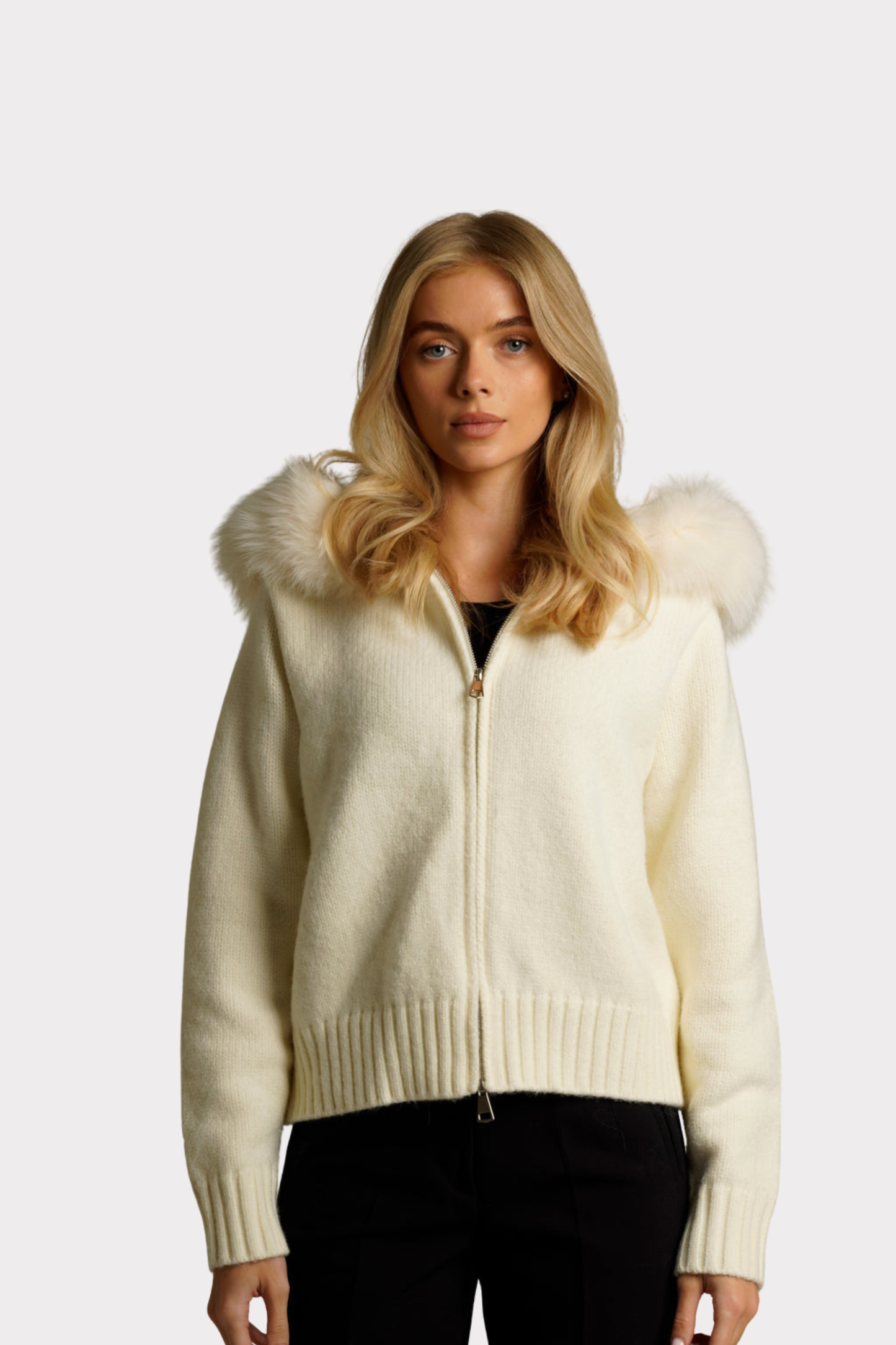 Zaira Perna™ Ocieplana bluza z kapturem i futrem