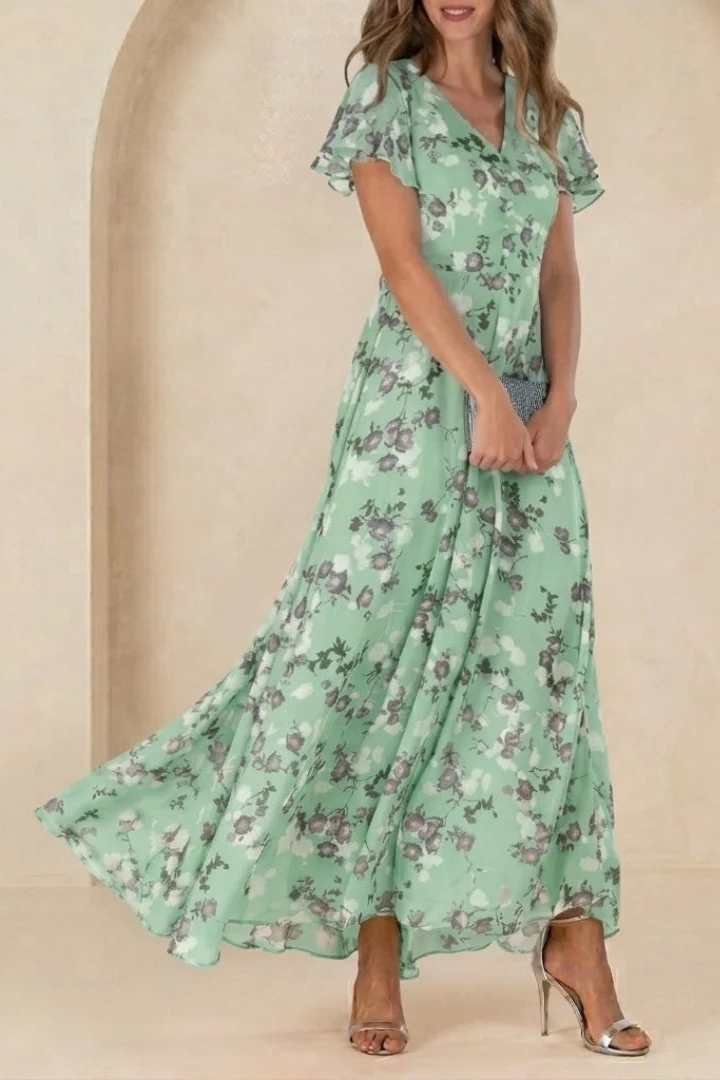 Allegra Bernardi Elegant Shaping Dress - content image 04, elegant design feature call-out