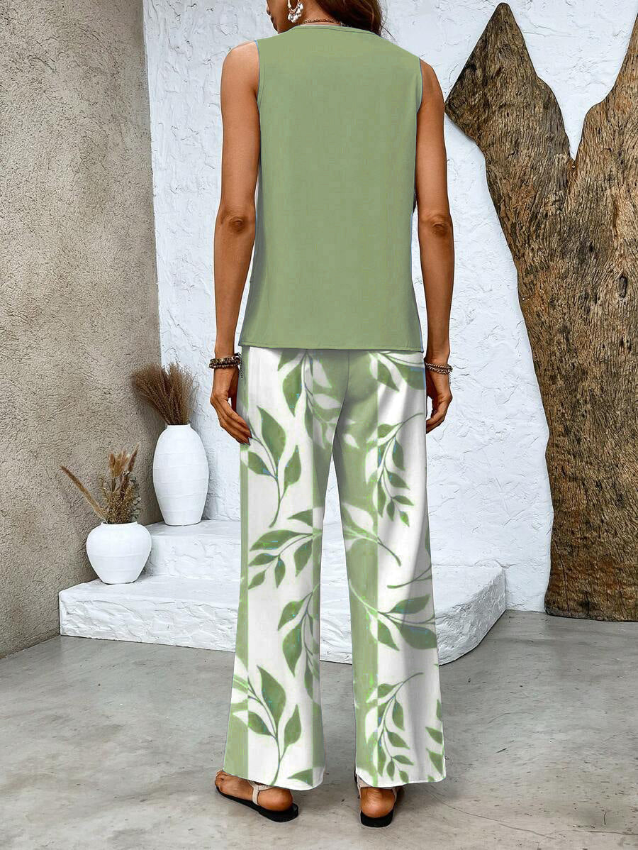 Elena Bertozzi Effortless Printed Matching Set - content shot of round neck top with matching printed pants