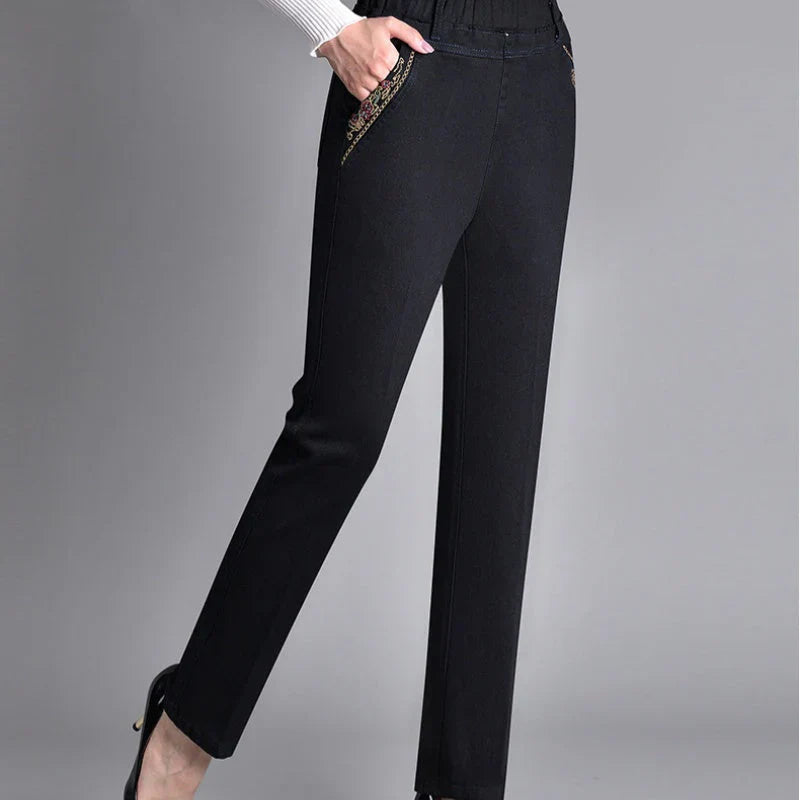 FlexiFit™ Wygodne jeansy damskie z kieszeniami