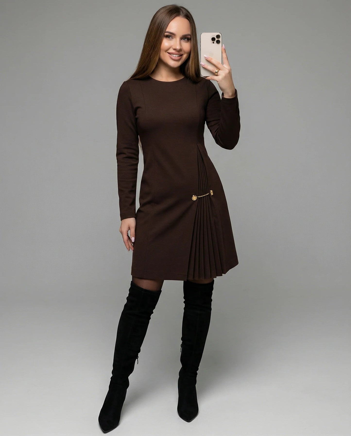 Giada Fiorini Elegant Lightweight Spring Dress - styled outfit view of the dress